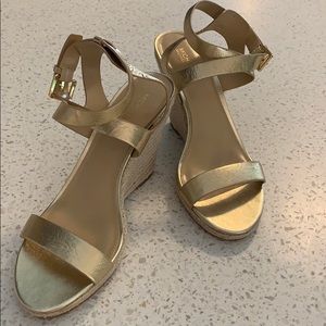 MK Wedges